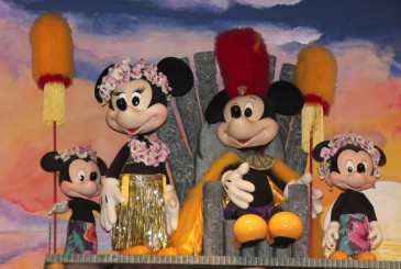 Disney's Polynesian Resort Boutiki Store Hidden Mickey Find Mickeys