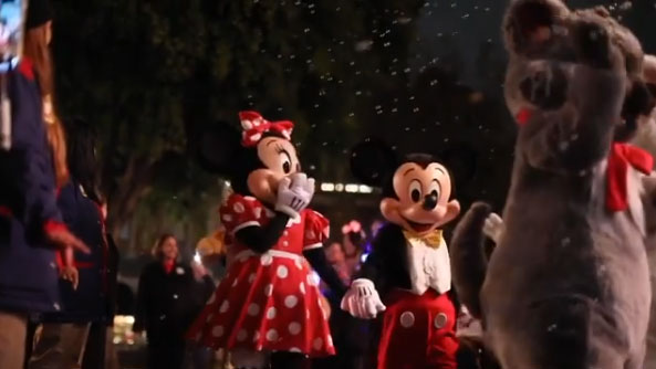 Disney closes their theme parks over coronavirus fears Find Mickeys