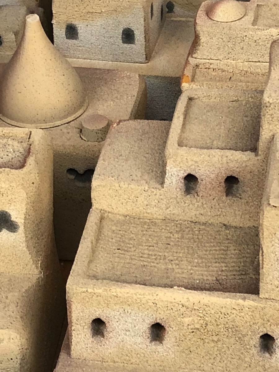 Aladdin Store Display Hidden Mickey