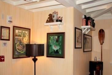 Aunty's Beach House Hidden Mickey Find Mickeys