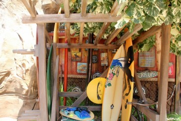 Hidden Menehune Hanging Loose Find Mickeys