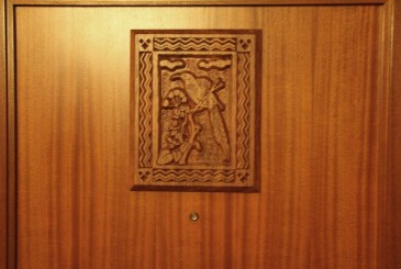 Aulani Guest Room Door Find Mickeys