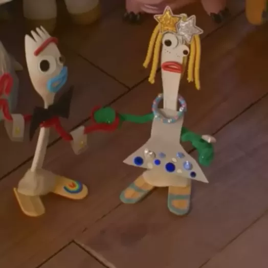 Does Forky’s girlfriend, Knifey, feature a Hidden Mickey?