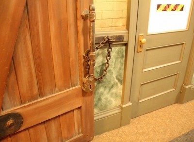 Muppet Vision 3-D Hidden Mickey Lock