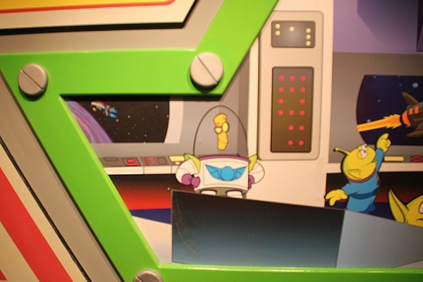 Buzz Lightyears Space Ranger Spin gift shop now complete - Photo 3