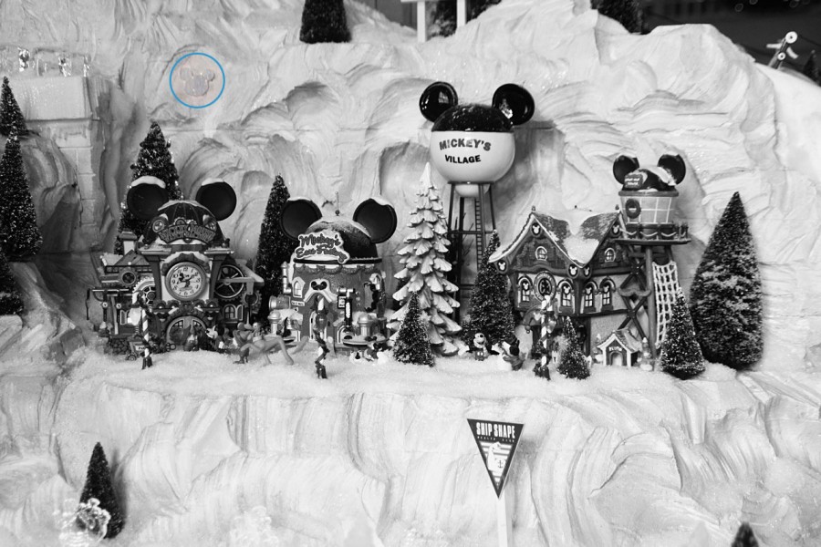 Disney's Yacht Club Christmas Display Hidden Mickey Find Mickeys